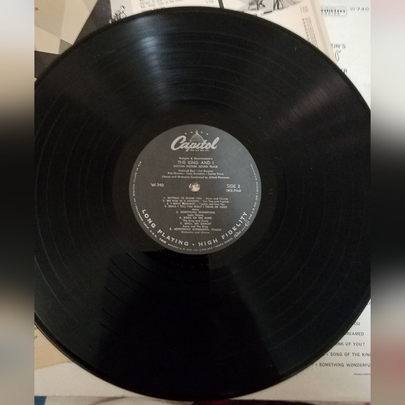 1956 Rogers and Hammerstein's "The King and I" Vinyl Album - Picture 6 of 9